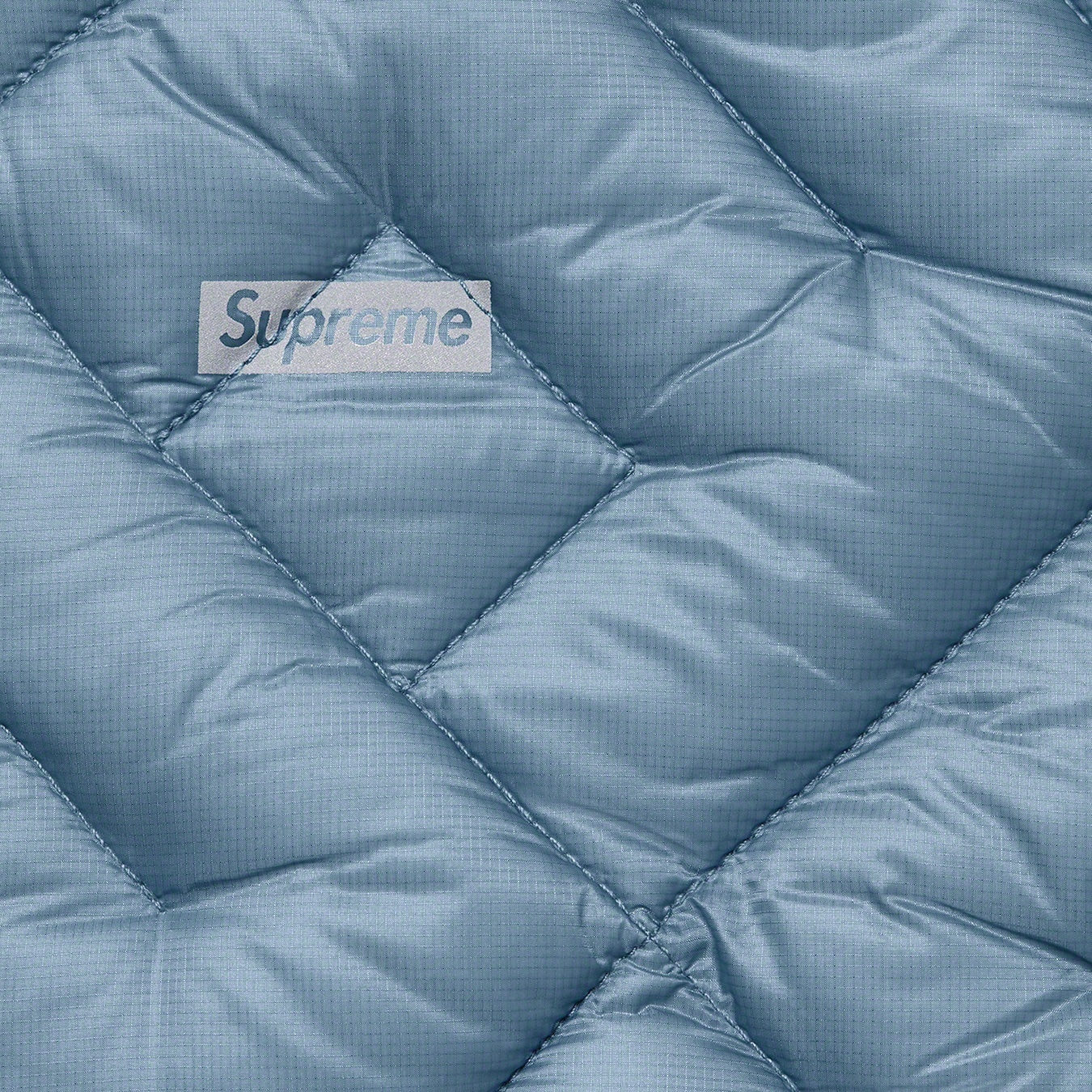 Spellout Quilted Lightweight Down Jacket view 2